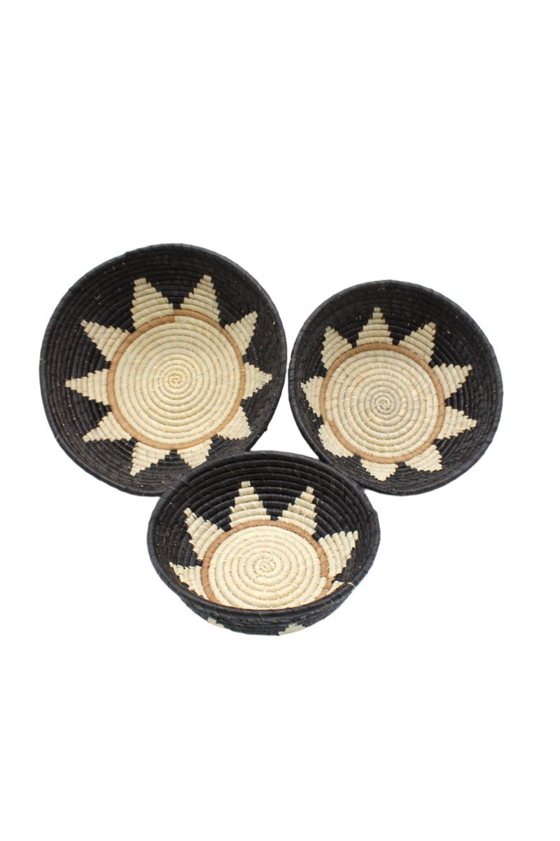 Amara Raffia Straw Basket- Set of 3 : Black with Nat Flower