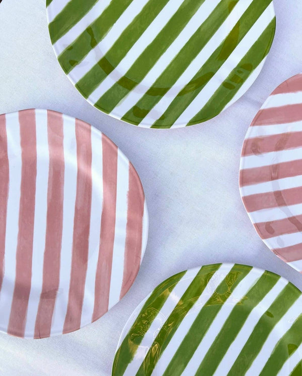 Melamine Dinner Plates Set of 4: Pink Stripes